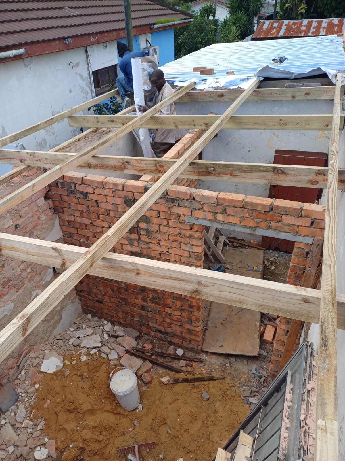 WhatsApp Image 2025-02-28 at 10.42.00 (1)